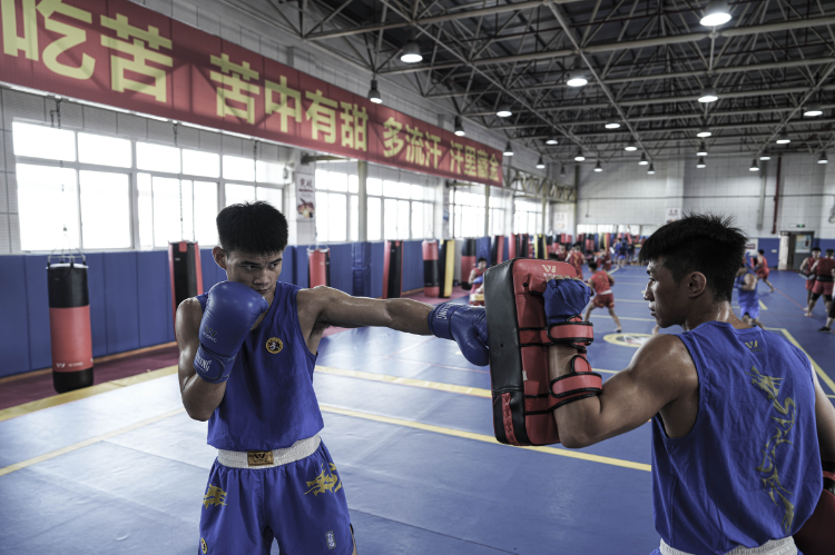 毫升的杯子, QnJDm, 何烽目标瞄 毫升的杯子, QnJDm, 何烽目标瞄