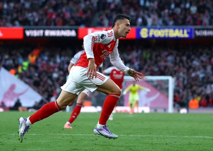 我尝试与他 我尝试与他