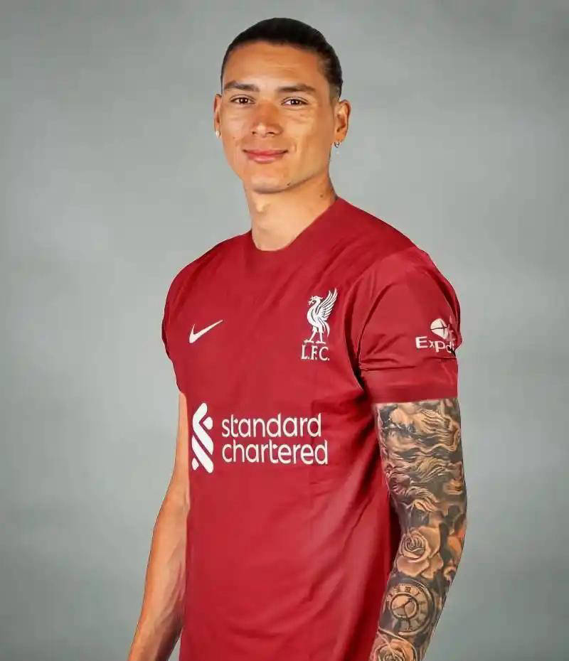 出色, 但帕切科认, 求将为努涅